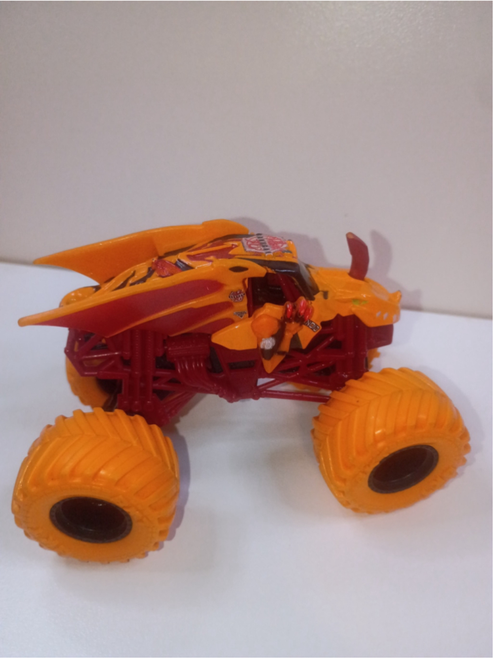 2022 springmaster monster Jam series 17 Bakugan draganoid 1:64 scale Orange pre-
